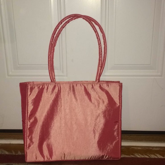 Purse - Picture 3 of 4